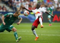 Mario Sonnleitner (Rapid) und Naby Keita (RBS) (c) GEPA Roittner .jpg