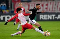 Andre Ramalho (RBS) und Matheus Cunha (RB Leipzig) (c) GEPA pictures Florian Ertl .jpg