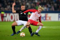 Willi Orban (RB Leipzig) und Xaver Schlager (RBS) (c) GEPA pictures: Florian Ertl - jpg.jpg