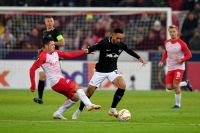 Zlatko Junuzovic (RBS) und Matheus Cunha (RB Leipzig) (c) GEPA Florian Ertl.jpg